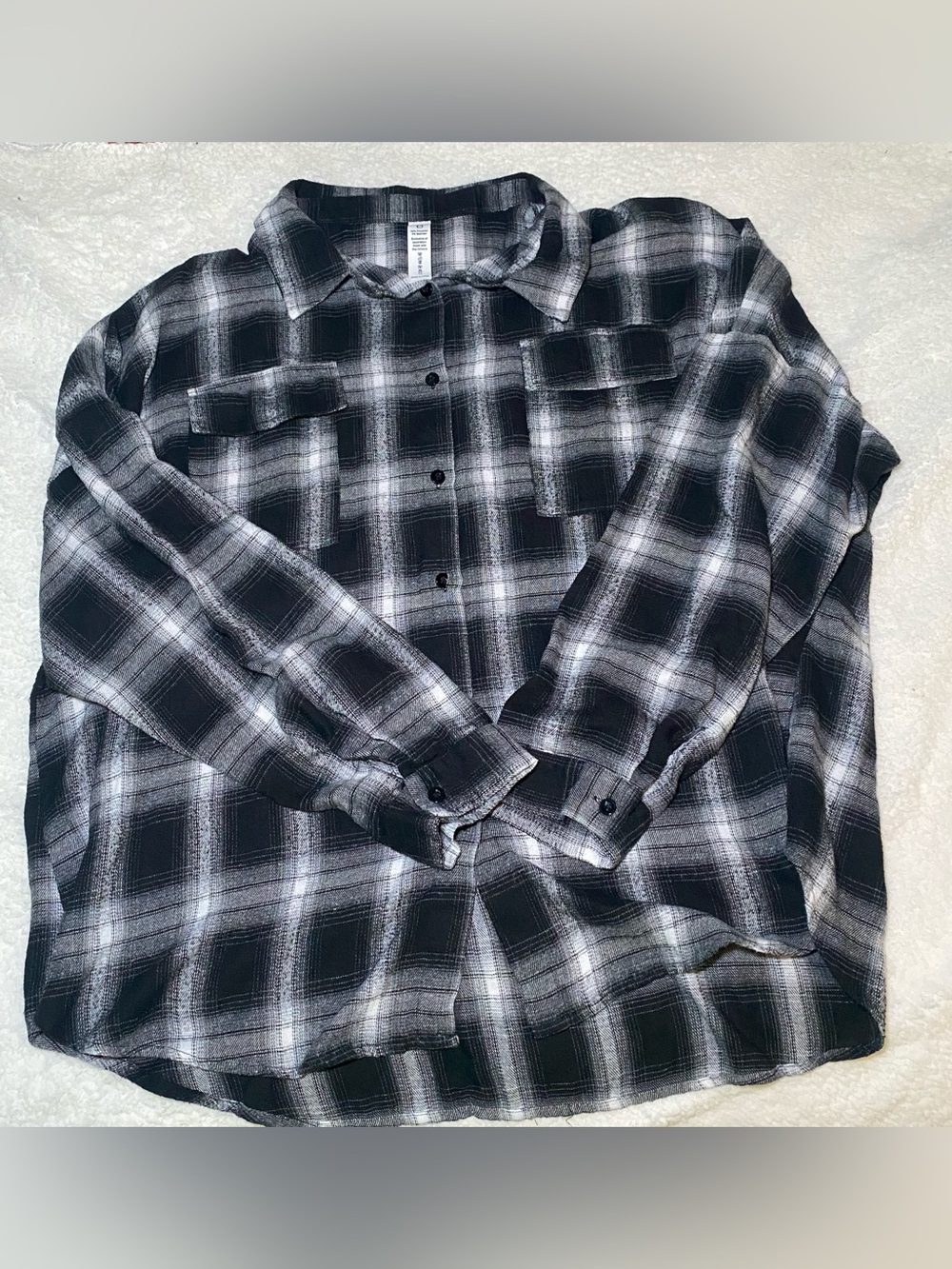 Womens Black & White Plaid Button-Up Shirt